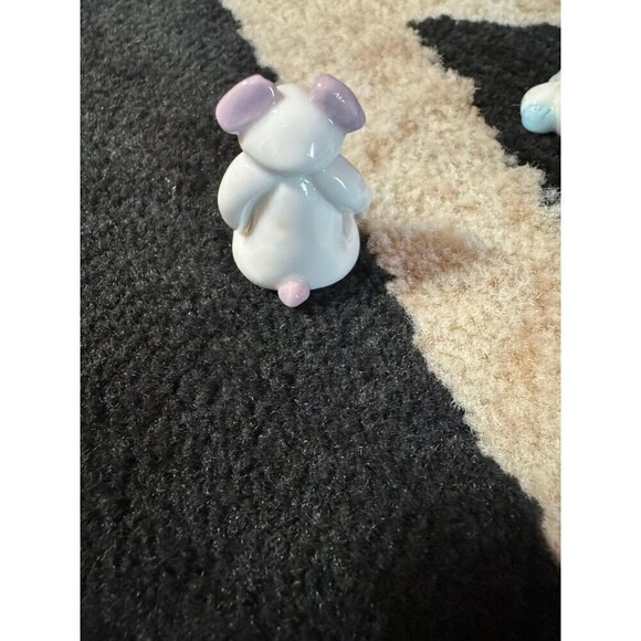 Vintage porcelain elephant figurines. Lot of 4 - Picture 5 of 9